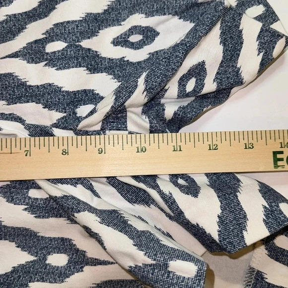 Isaac Mizrahi Beautiful Shorts - Picture 9 of 9